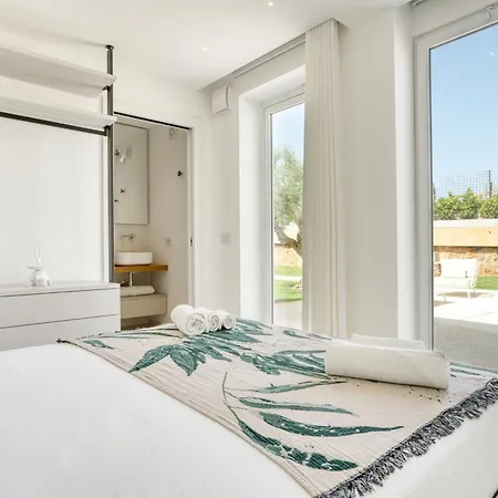 Lejlighed Dafni Luxury Heated Pool